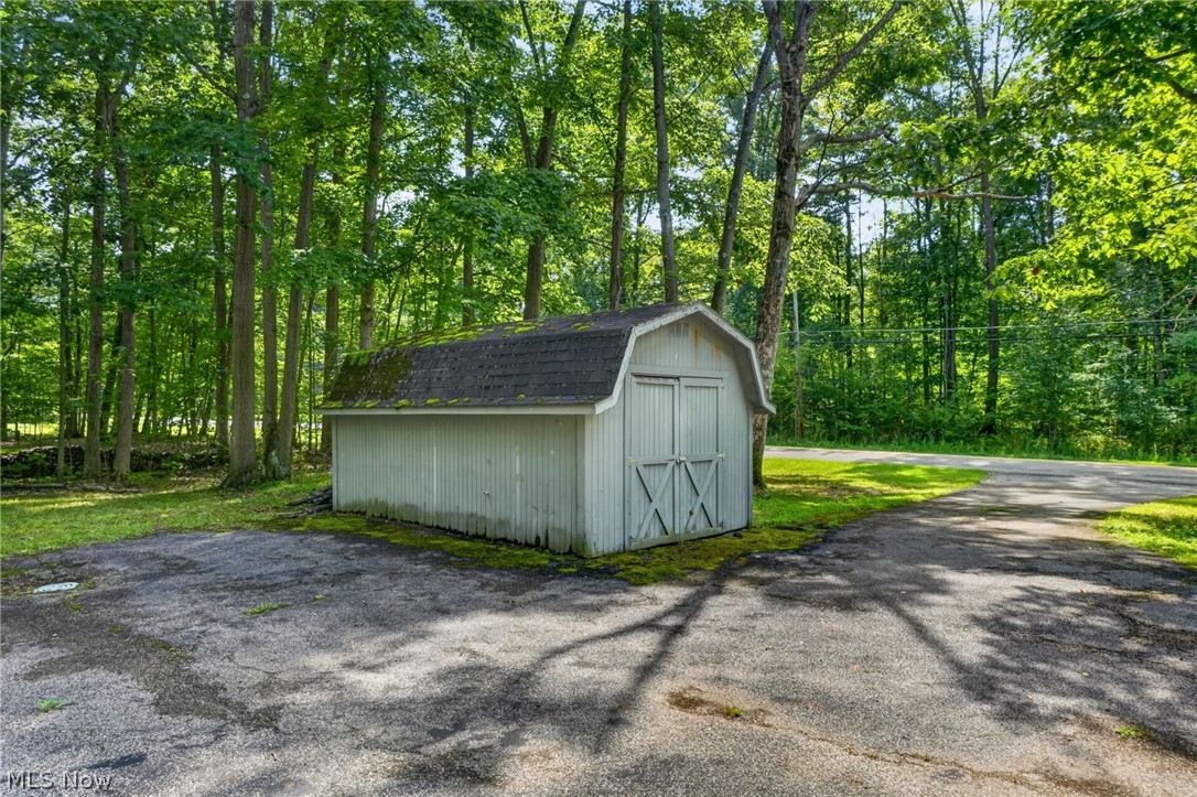 731 Lark Court Rock Creek OH 44084