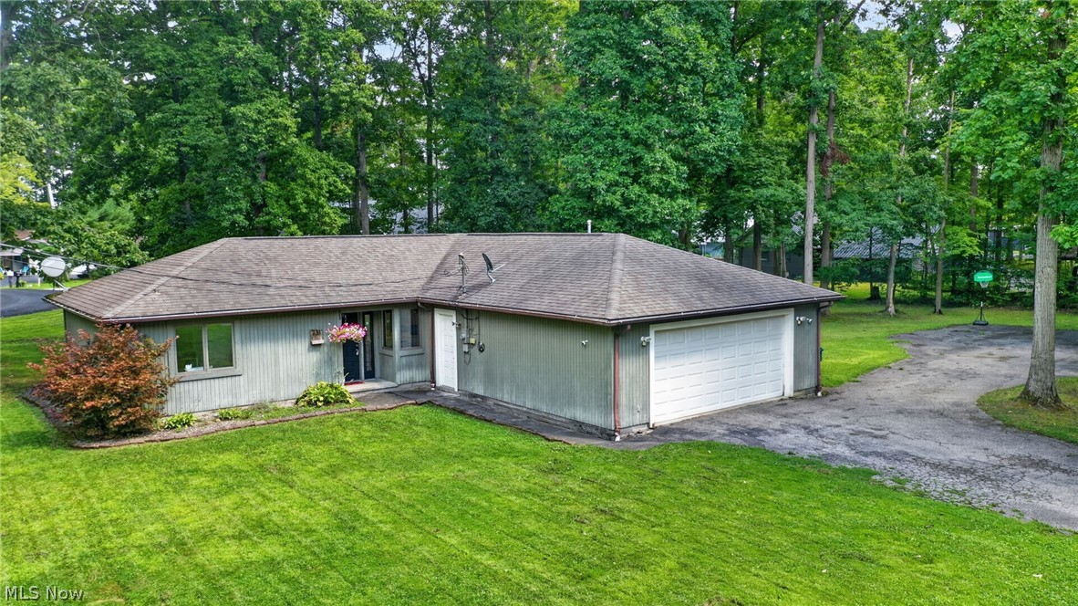 731 Lark Court Rock Creek OH 44084