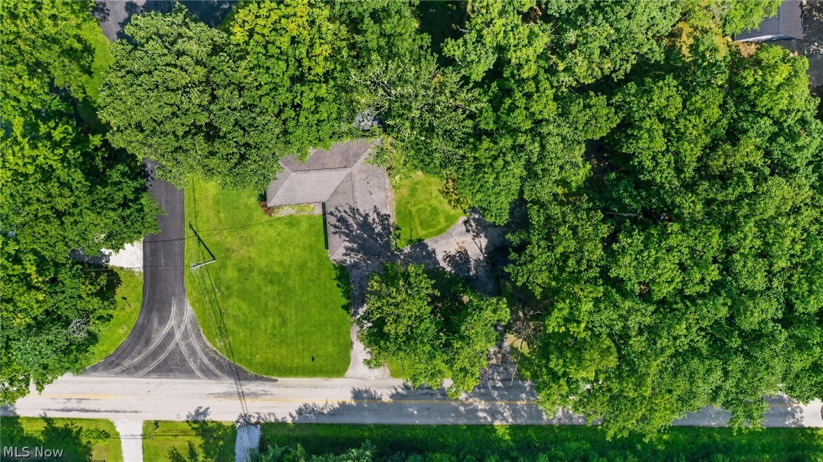 731 Lark Court Rock Creek OH 44084