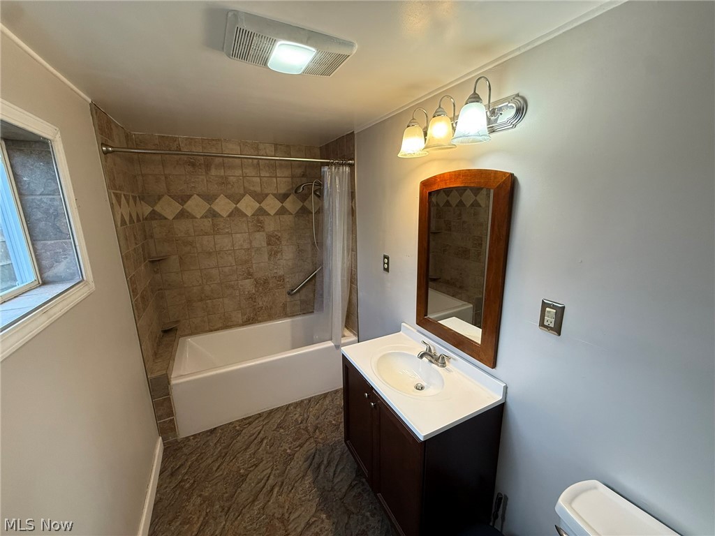 11 Sherman Street Dennison OH 44621