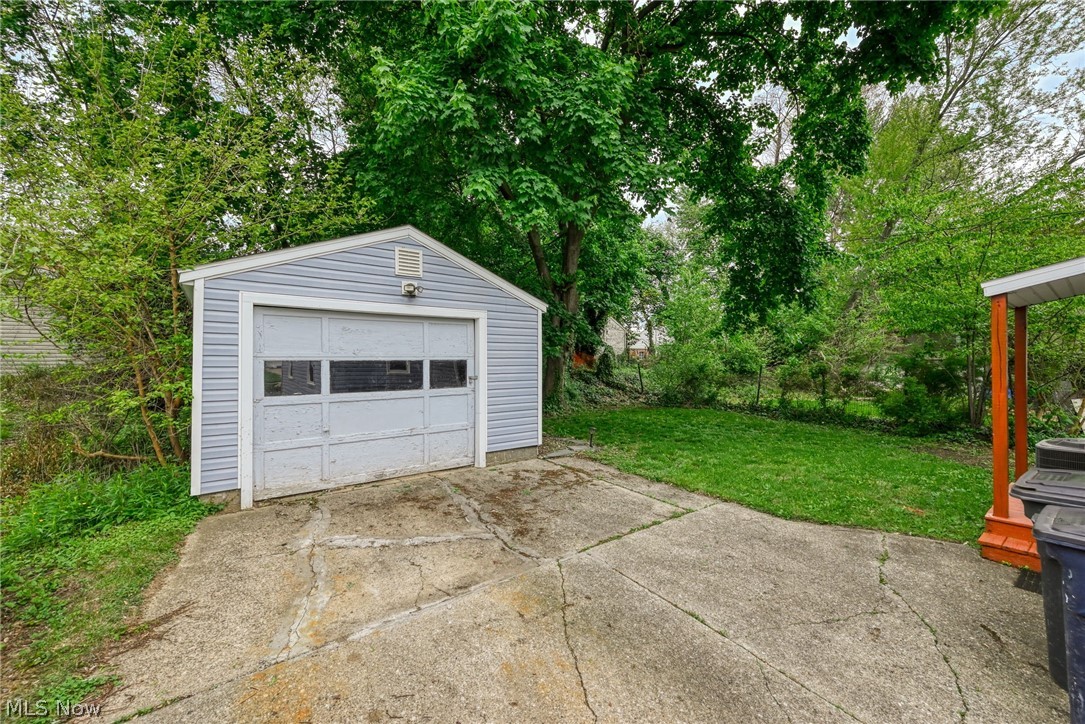 1224 Oakland Avenue Akron OH 44305