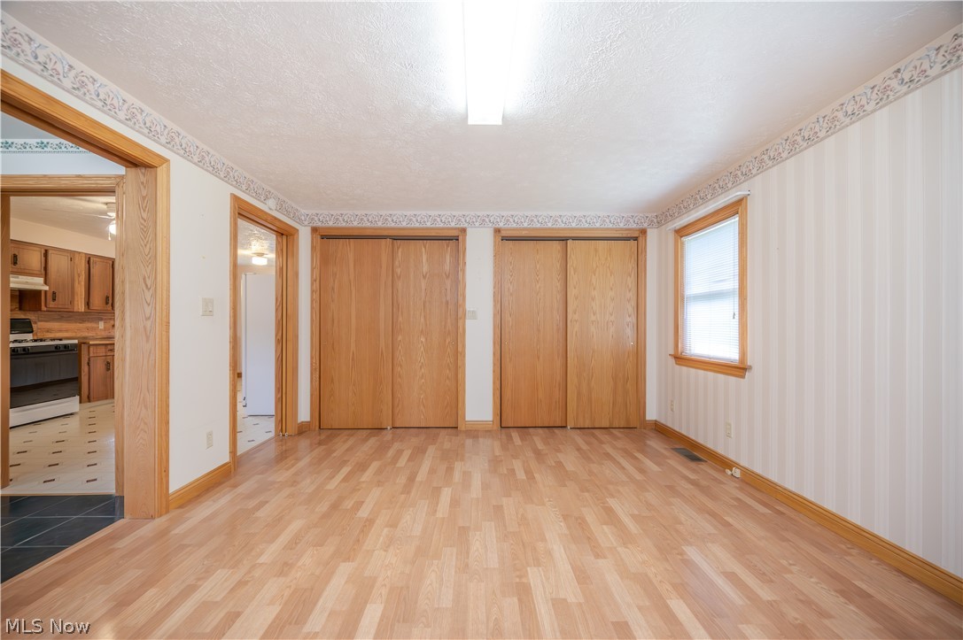 1041 Prentice Road NW Warren OH 44481