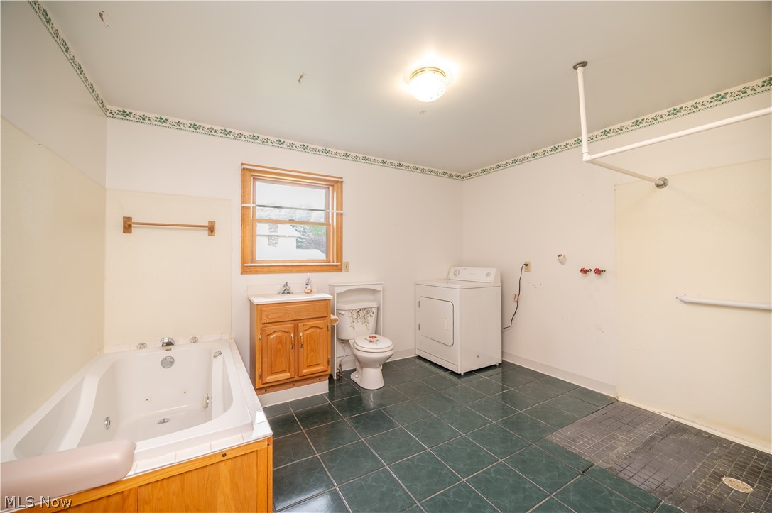 1041 Prentice Road NW Warren OH 44481