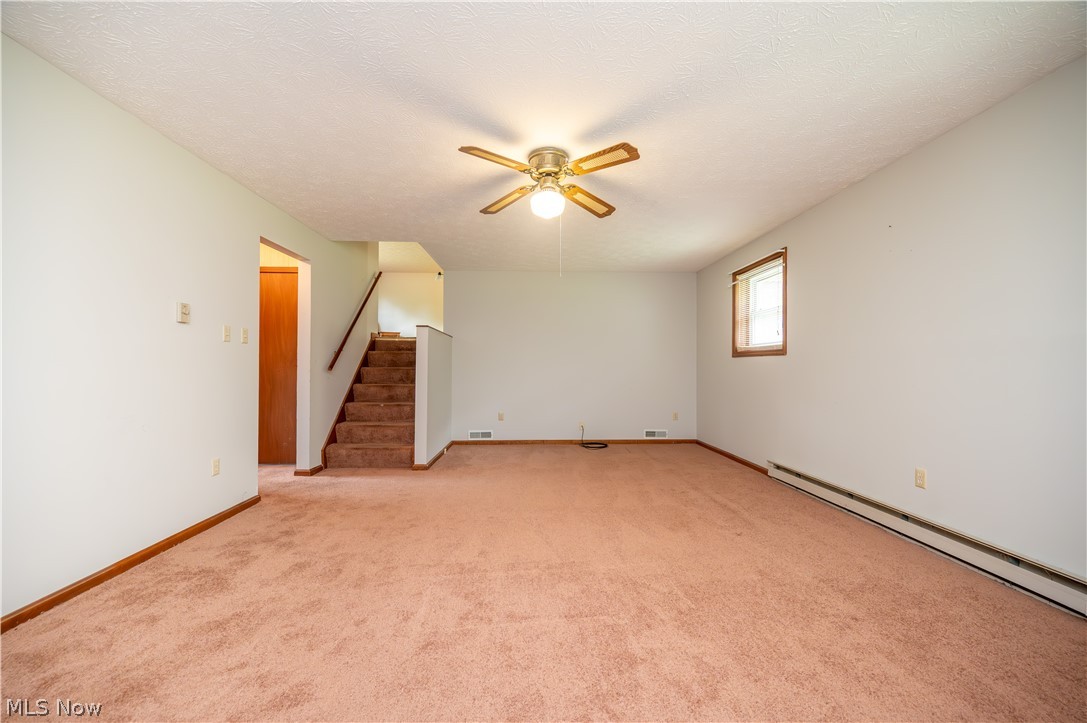 1041 Prentice Road NW Warren OH 44481