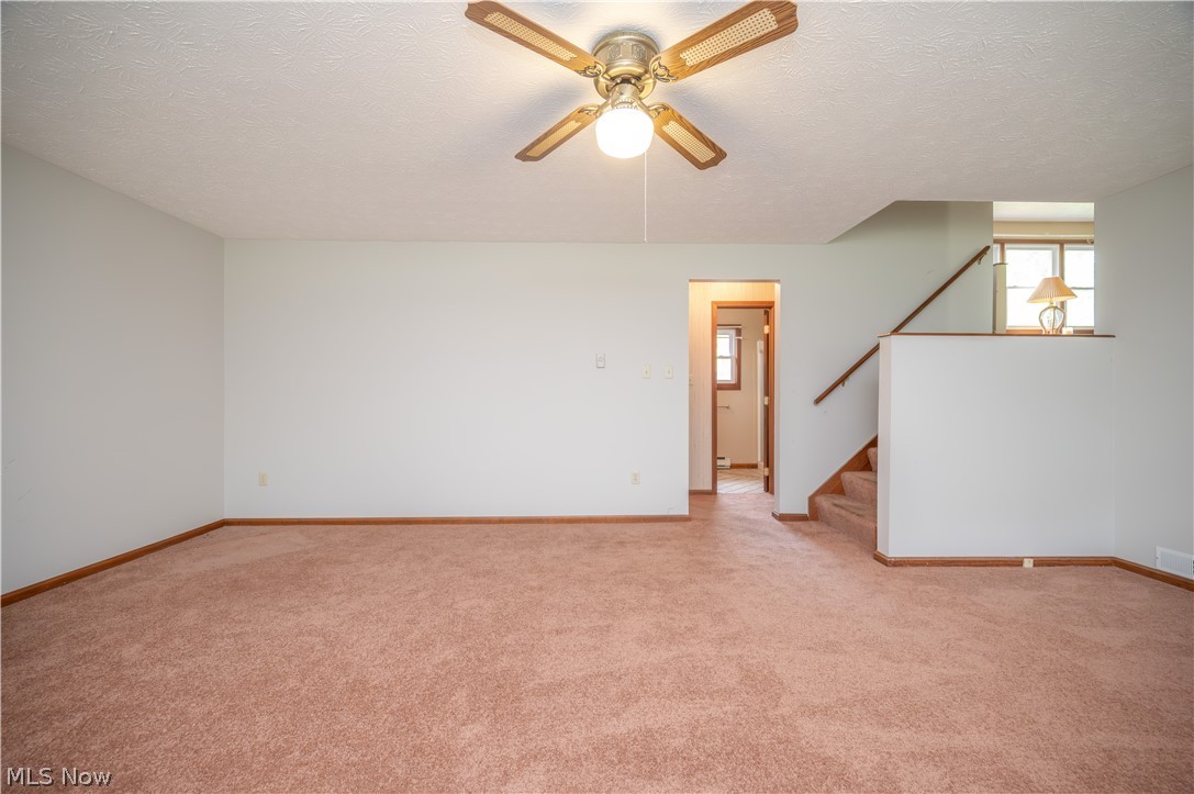 1041 Prentice Road NW Warren OH 44481