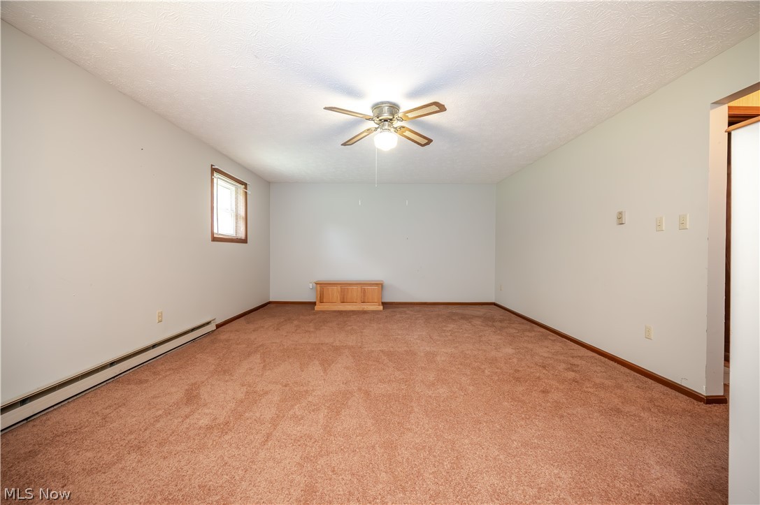 1041 Prentice Road NW Warren OH 44481