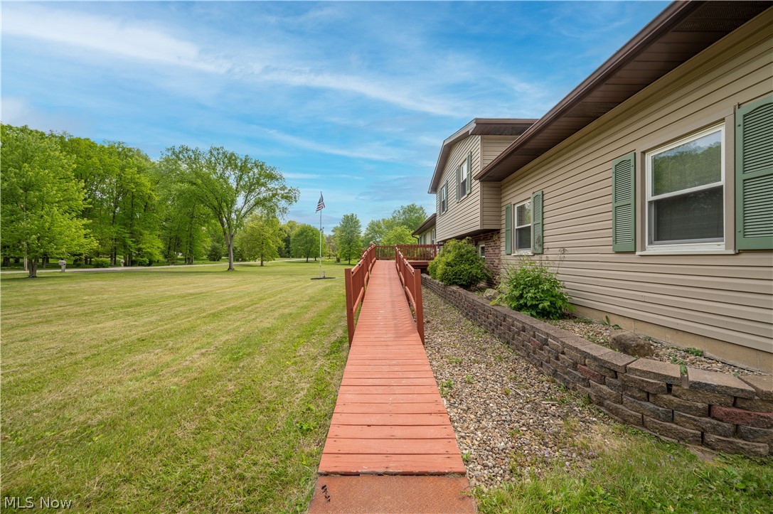 1041 Prentice Road NW Warren OH 44481