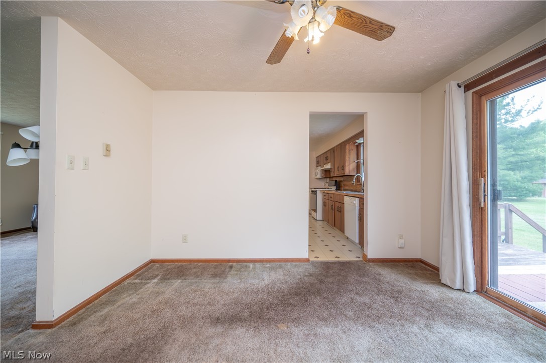 1041 Prentice Road NW Warren OH 44481