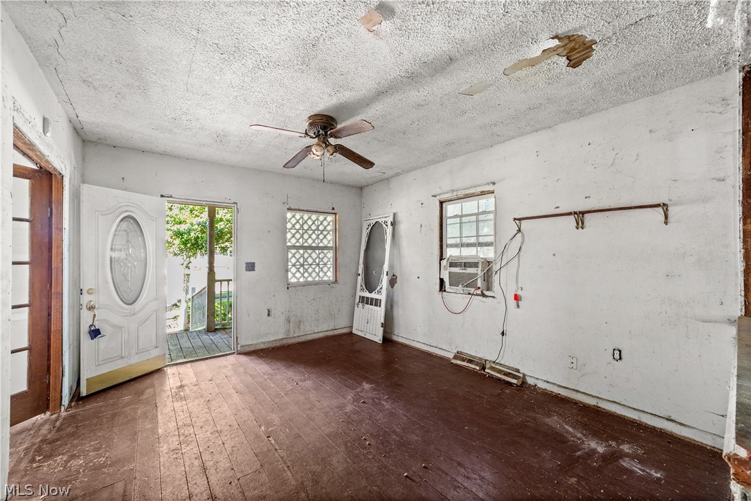 368 Sanford Street Painesville OH 44077