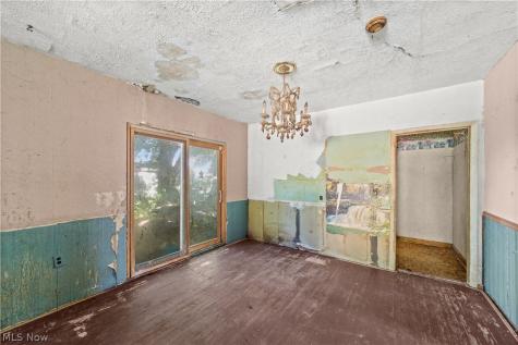 368 Sanford Street Painesville OH 44077