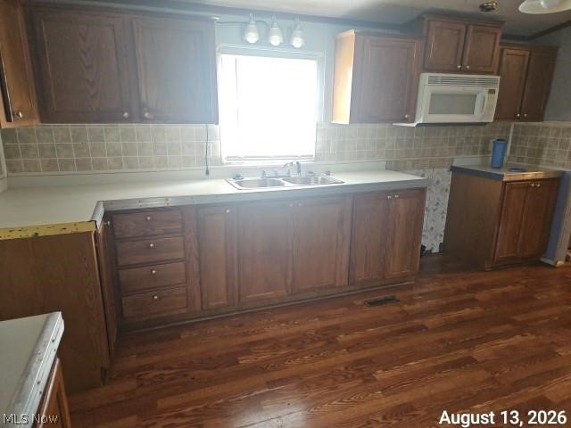 5229 Senate Road SE Amsterdam OH 43903