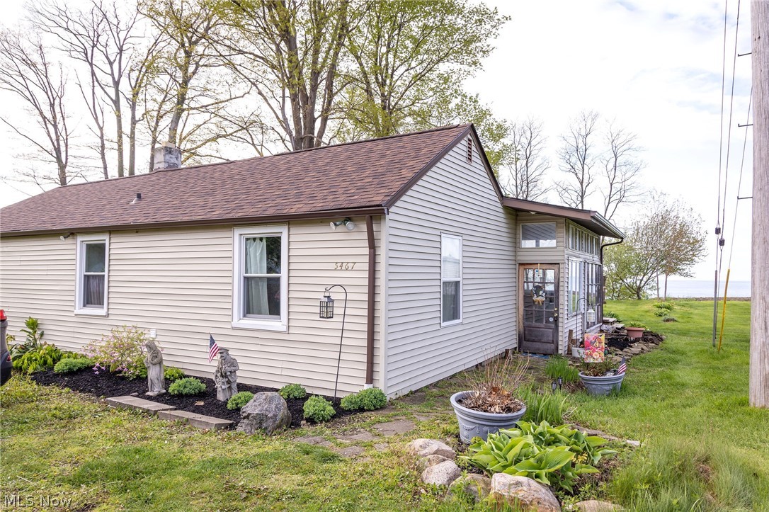 5467 Chapel Road Madison OH 44057