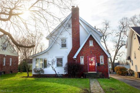 1206 24th Street NE Canton OH 44714