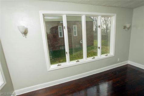 1206 24th Street NE Canton OH 44714