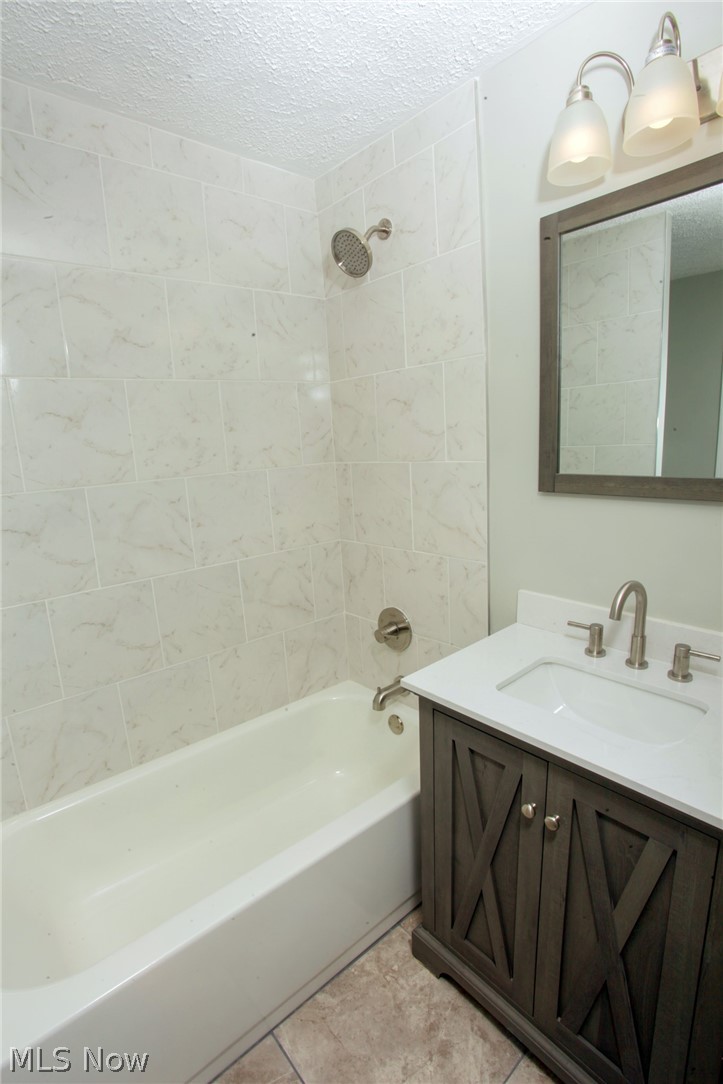 1206 24th Street NE Canton OH 44714