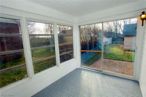1206 24th Street NE Canton OH 44714