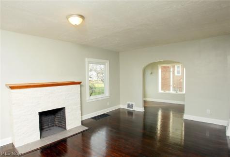 1206 24th Street NE Canton OH 44714