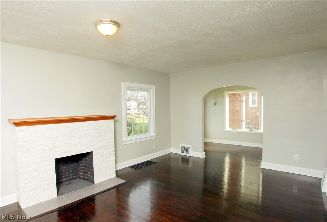 1206 24th Street NE Canton OH 44714
