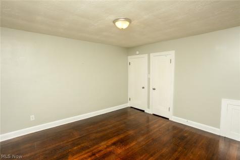 1206 24th Street NE Canton OH 44714