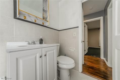 4465 W 137th Street Cleveland OH 44135