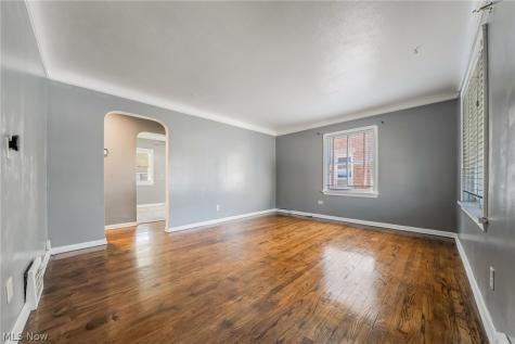 4465 W 137th Street Cleveland OH 44135