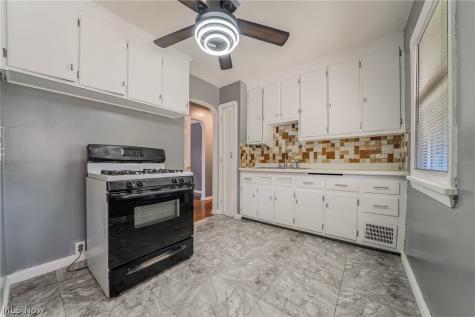 4465 W 137th Street Cleveland OH 44135