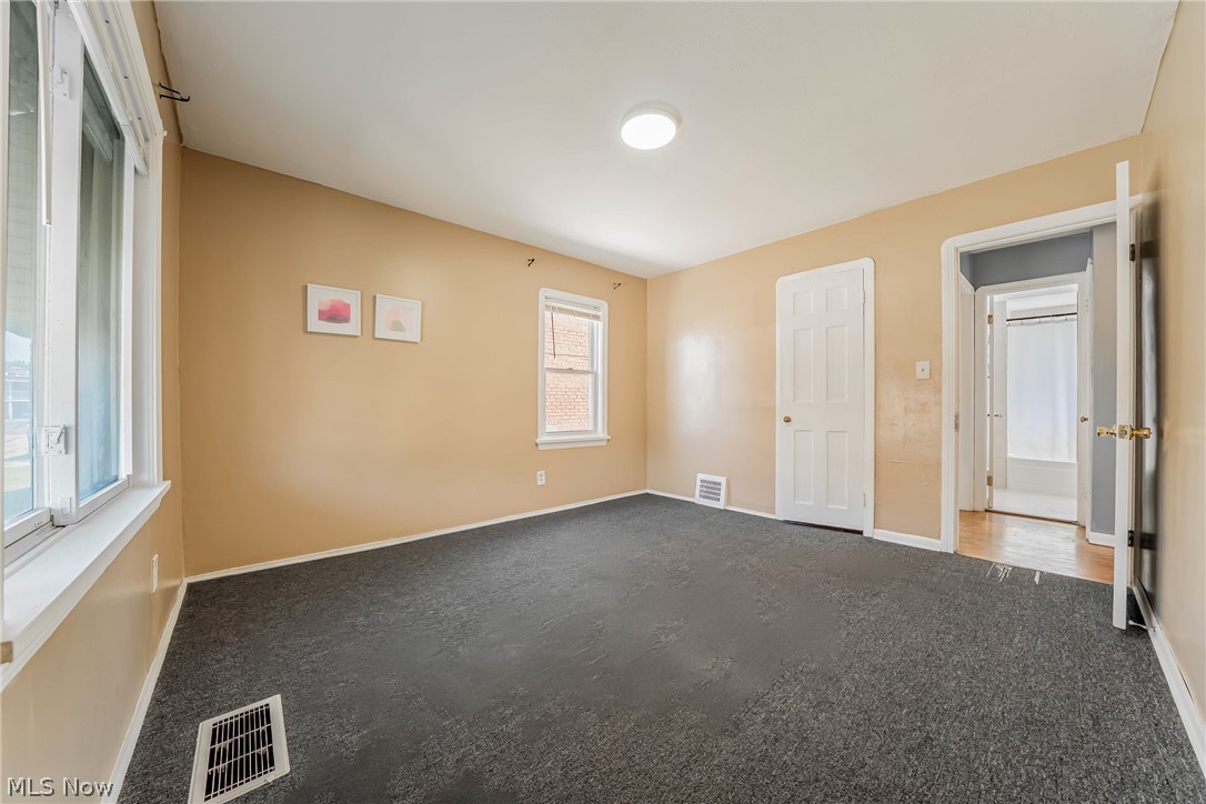4465 W 137th Street Cleveland OH 44135