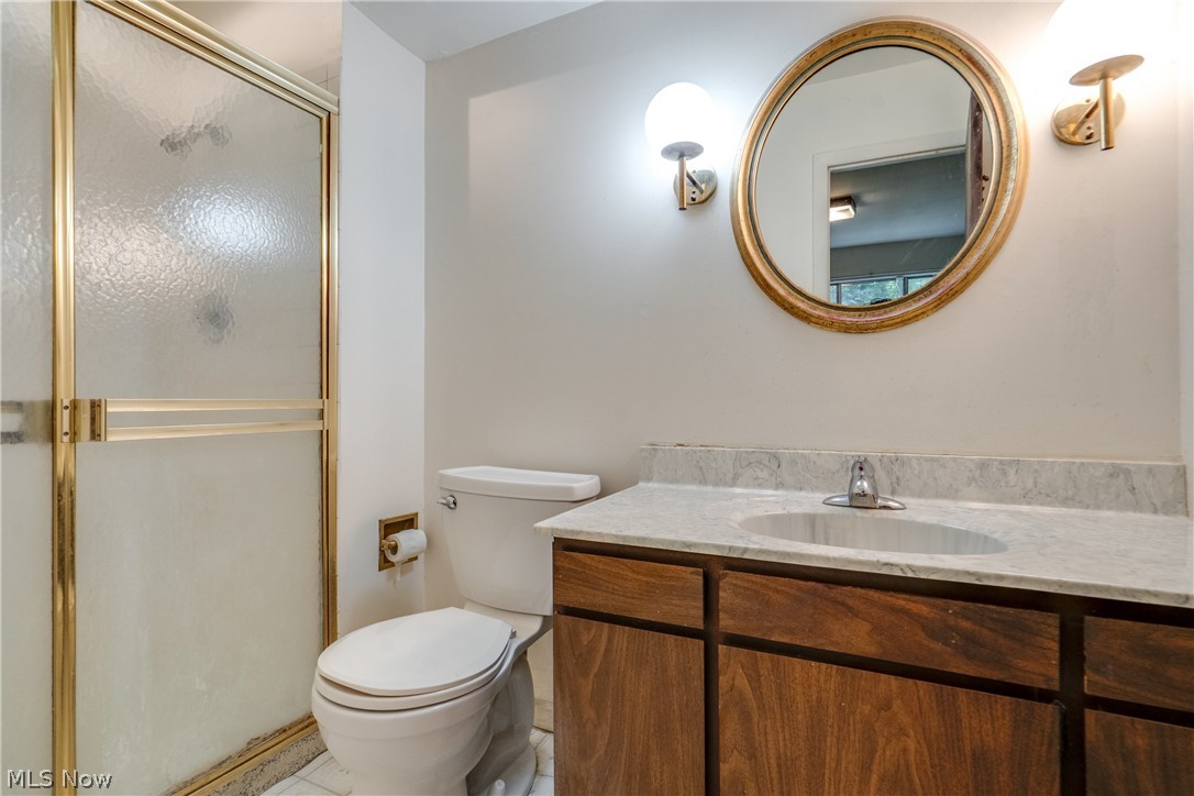 1512 Tiffany Circle Akron OH 44313