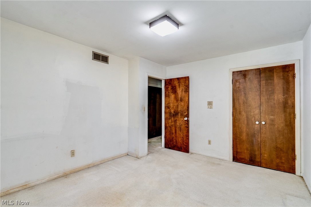 1512 Tiffany Circle Akron OH 44313