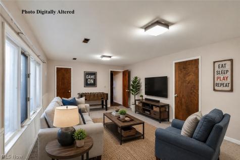 1512 Tiffany Circle Akron OH 44313