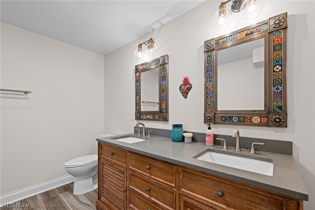 22235 Arbor Cliff Lane Rocky River OH 44116