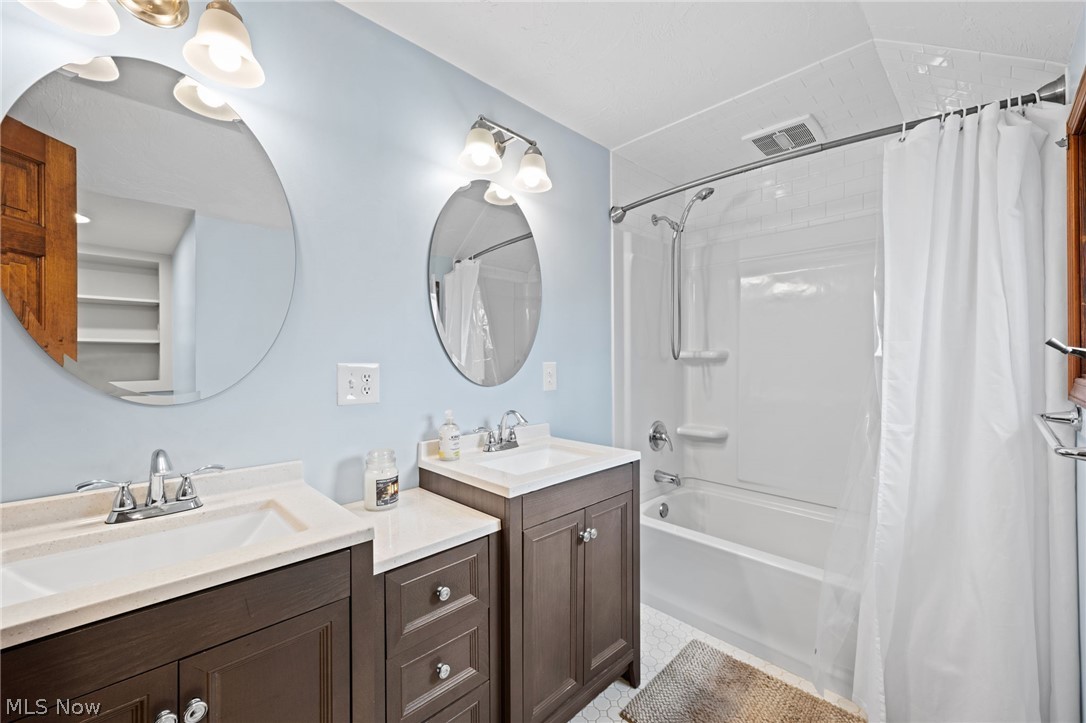 22235 Arbor Cliff Lane Rocky River OH 44116