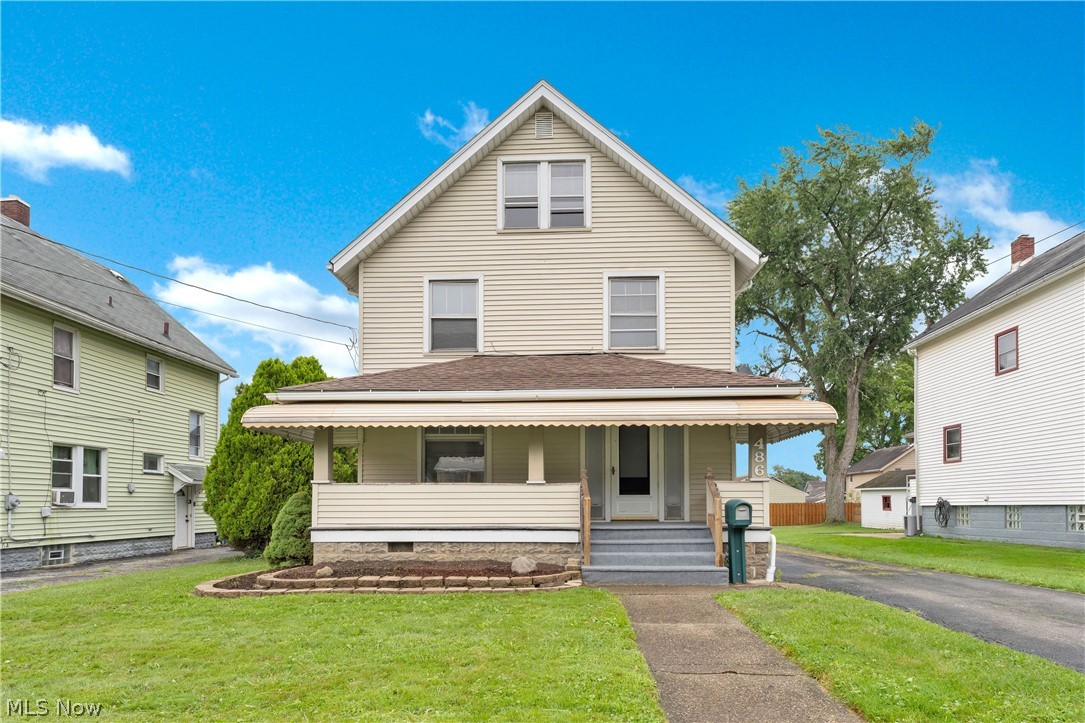 486 7th Street Struthers OH 44471