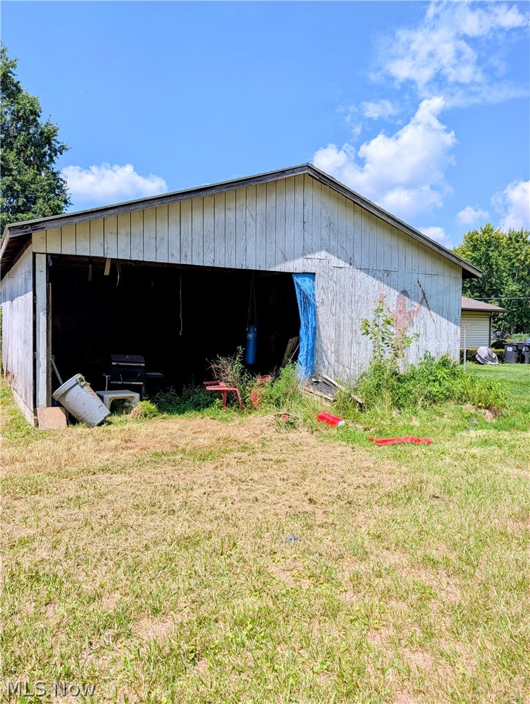 344 2nd Street Lake Milton OH 44429