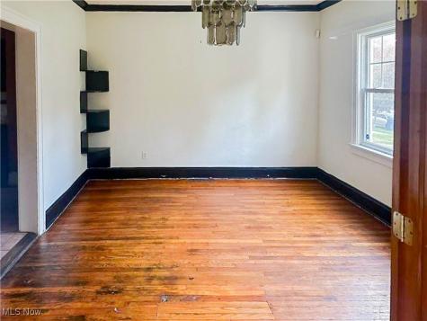 3320 Beechwood Avenue Cleveland Heights OH 44118
