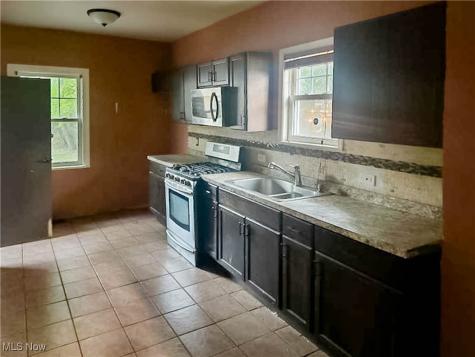 3320 Beechwood Avenue Cleveland Heights OH 44118