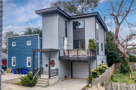 4415 John Avenue Cleveland OH 44113