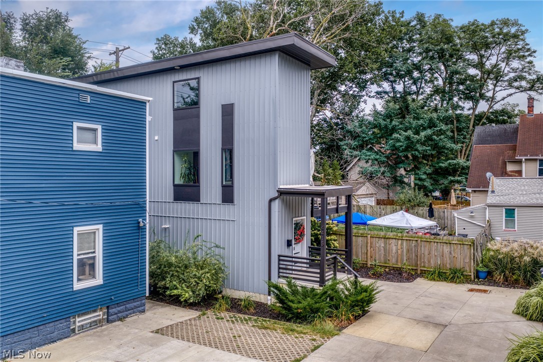 4415 John Avenue Cleveland OH 44113