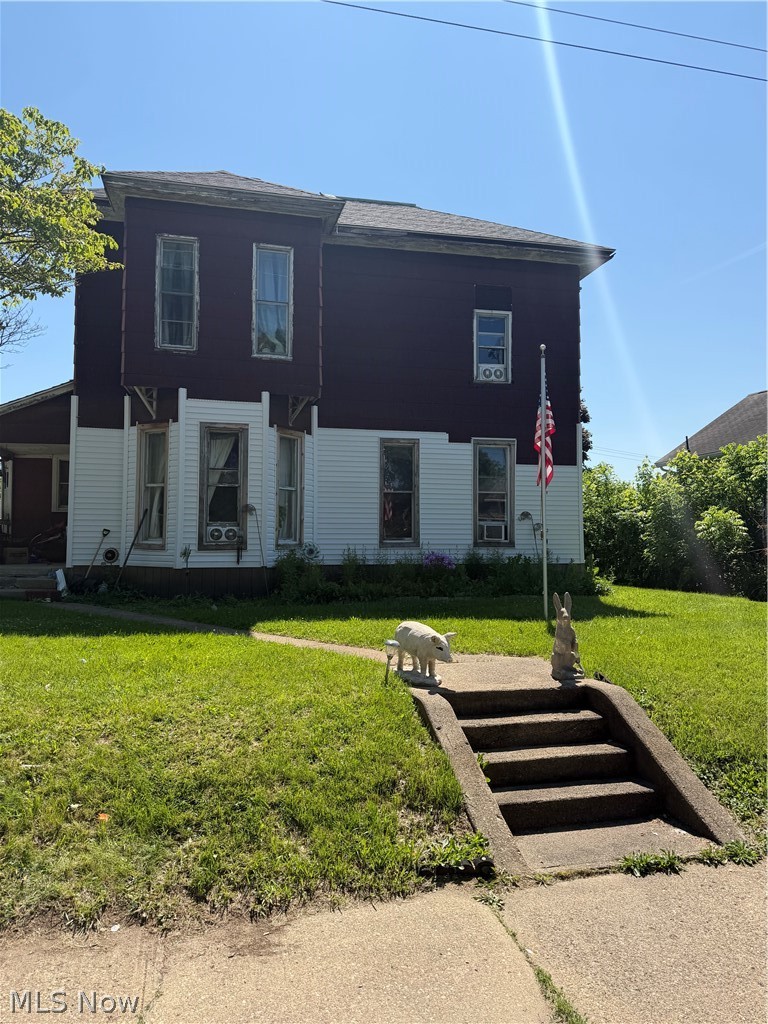 598 Wabash Avenue N Brewster OH 44613