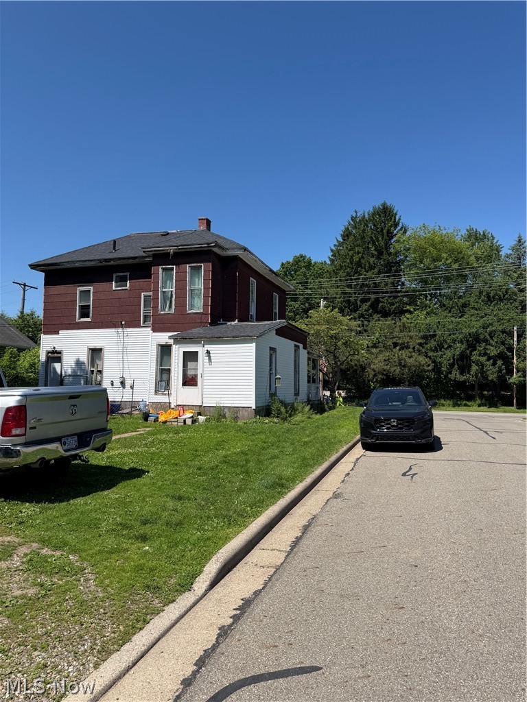 598 Wabash Avenue N Brewster OH 44613