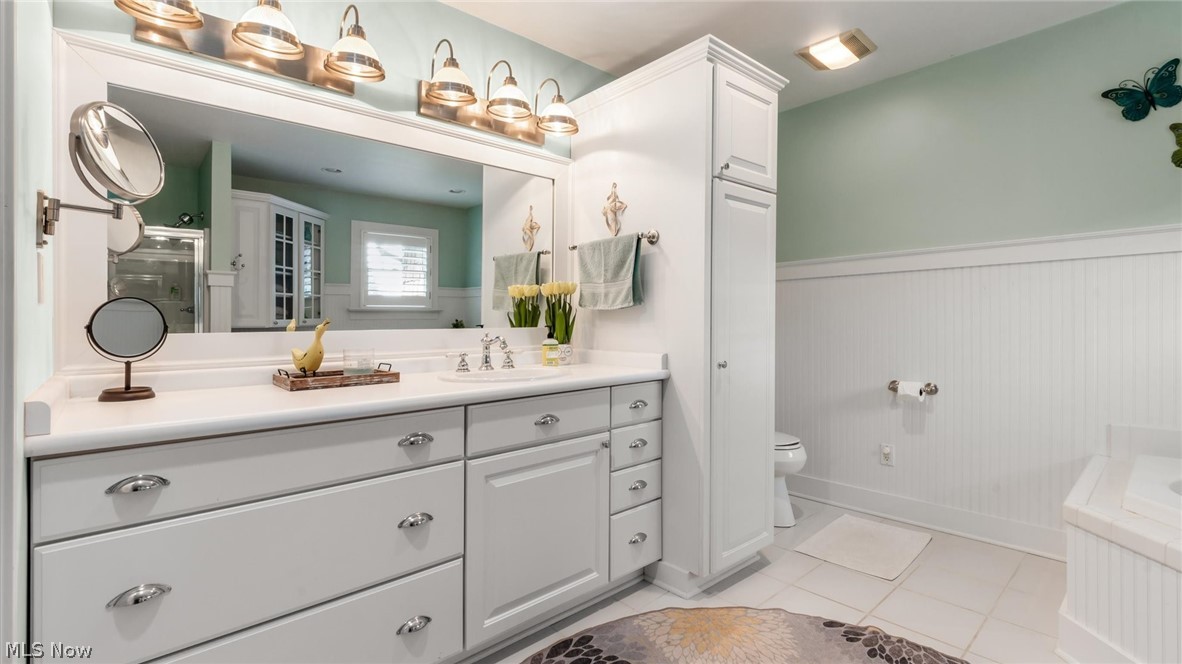 327 Locust Grove Lane Senecaville OH 43780