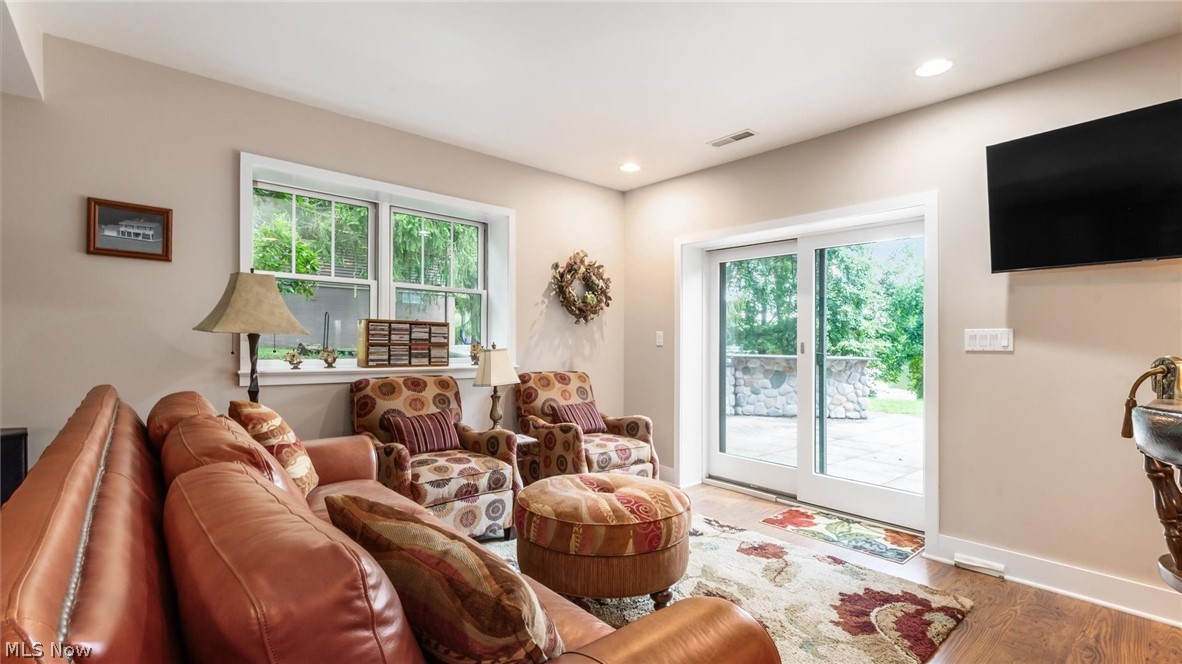 327 Locust Grove Lane Senecaville OH 43780