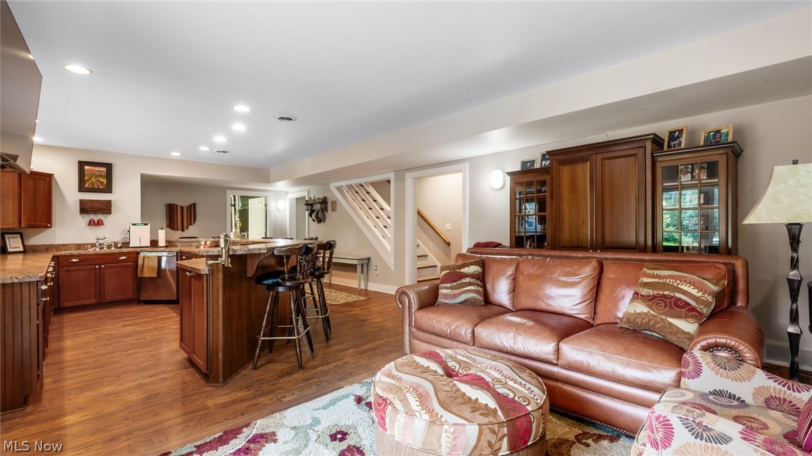 327 Locust Grove Lane Senecaville OH 43780