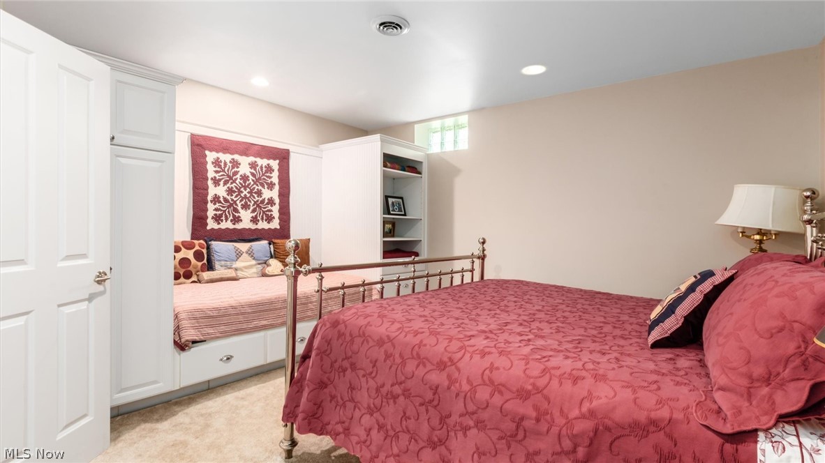 327 Locust Grove Lane Senecaville OH 43780