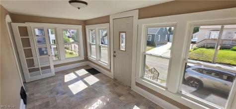 1220 Homedale Avenue NW Canton OH 44708