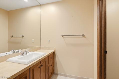 5360 Som Center Road Solon OH 44139