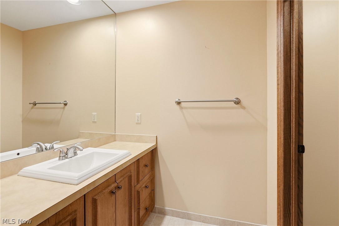 5360 Som Center Road Solon OH 44139