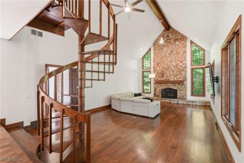 5360 Som Center Road Solon OH 44139
