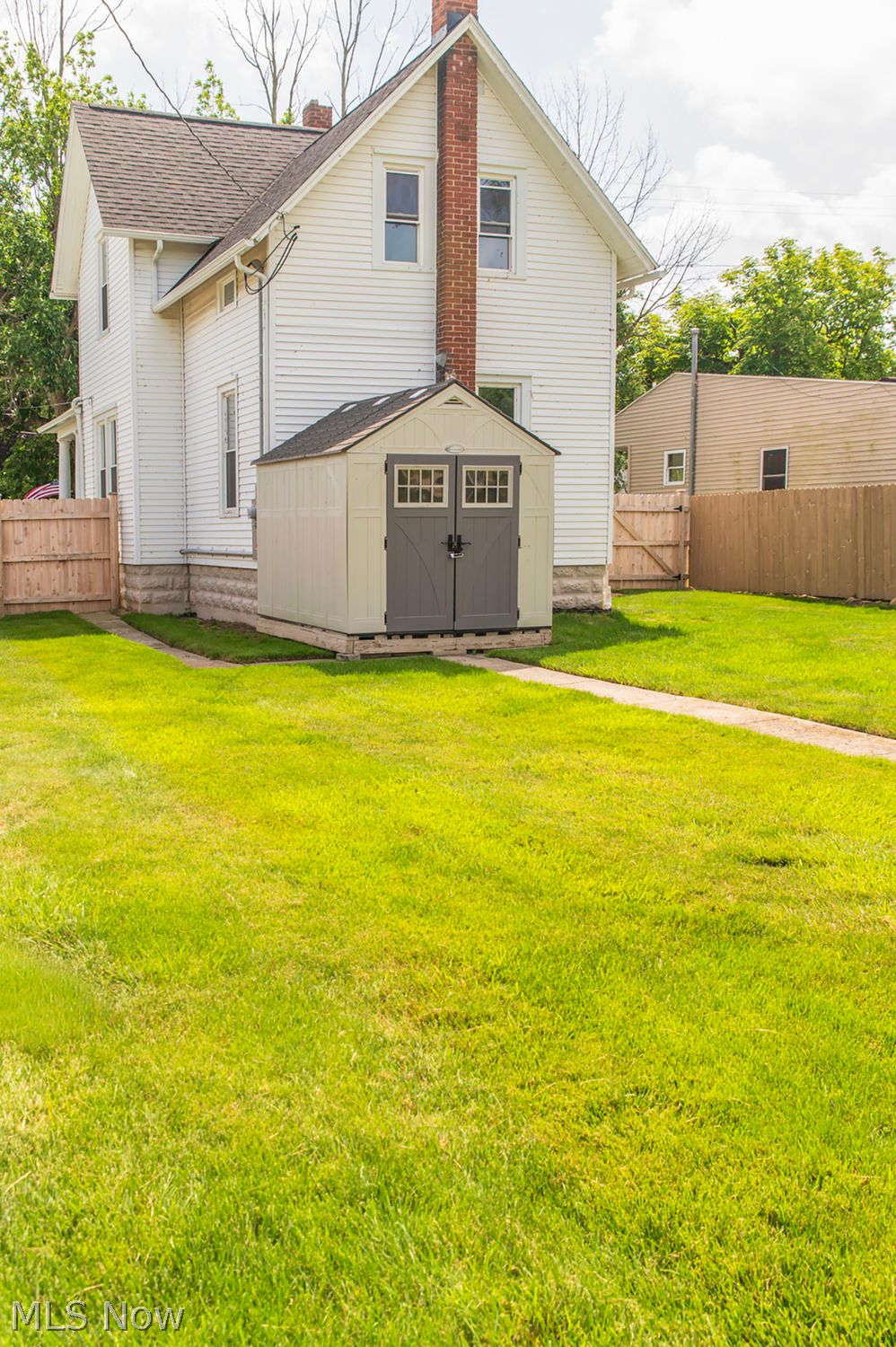 920 Douglas Street Vermilion OH 44089