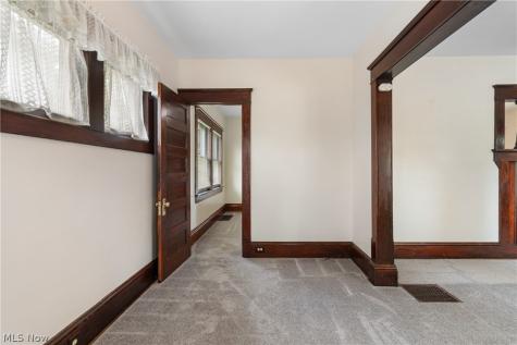 827 9th Street SW Massillon OH 44647